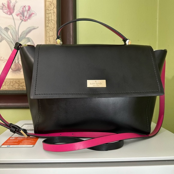 ♥️♠️ KATE SPADE ♣️♥️ARBOUR HILL CHARLINE CROSSBODY HANDBAG BLACK AND PINK - Picture 1 of 15